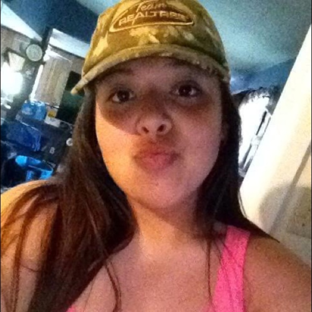 Meet your Posher, Angelica